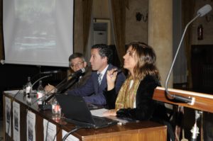 Presentación del poemario “Caballos sobre el viento” en el Casino de Salamanca